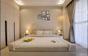 Bedroom in 3 BHK Apartment at Gomti Nagar – for Rent