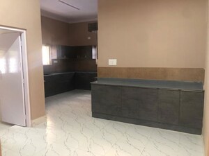 Room in 3 BHK Independent House at Earls Court, Brigade Road – for Rent