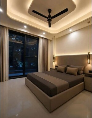 Room in 3 BHK Apartment at Gomti Nagar – for Rent