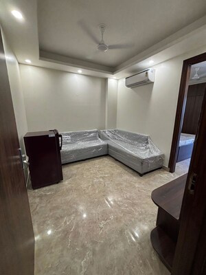 Living Room in 1 BHK Builder Floor at Sector 42 – for Rent
