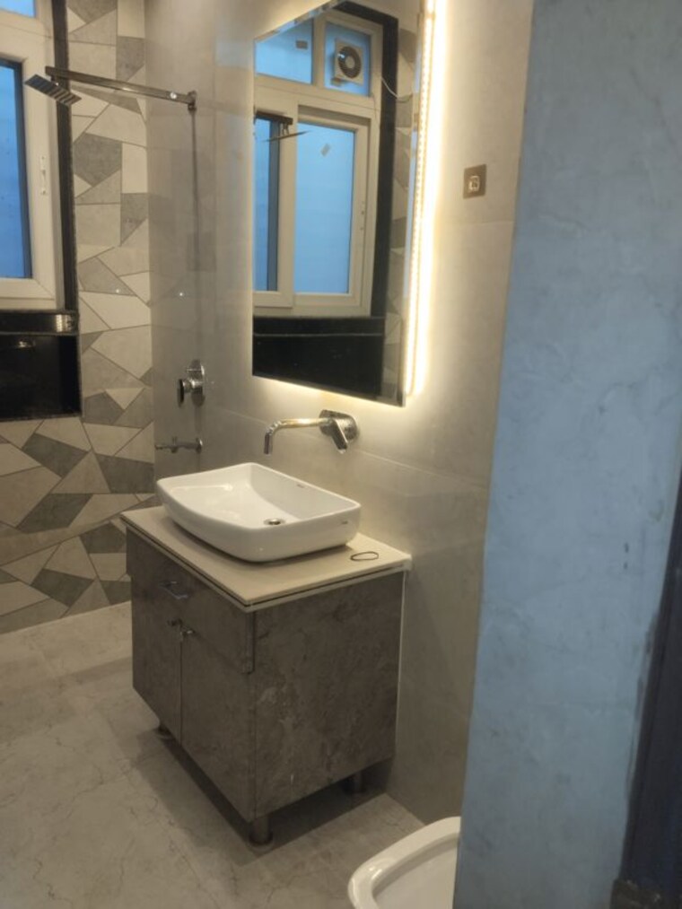 Bathroom, jasola 4 Bedroom 3250 Sq.Ft. Builder Floor In Jasola Delhi 10569452