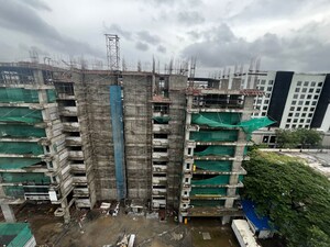  Office Space – Exterior View View at The Crescent Business Park, Sakinaka - for Sale