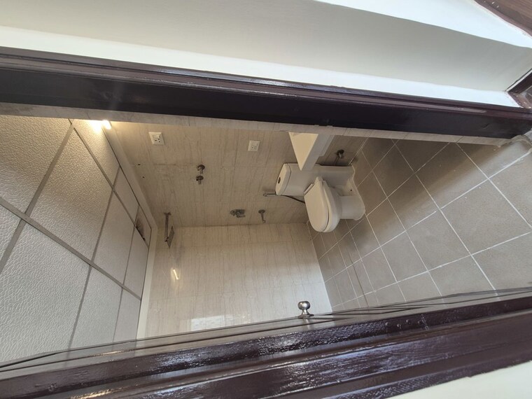 Balcony, sethi-max-royale 2.5 Bedroom 1105 Sq.Ft. Apartment In Sector 76 Noida 10569466