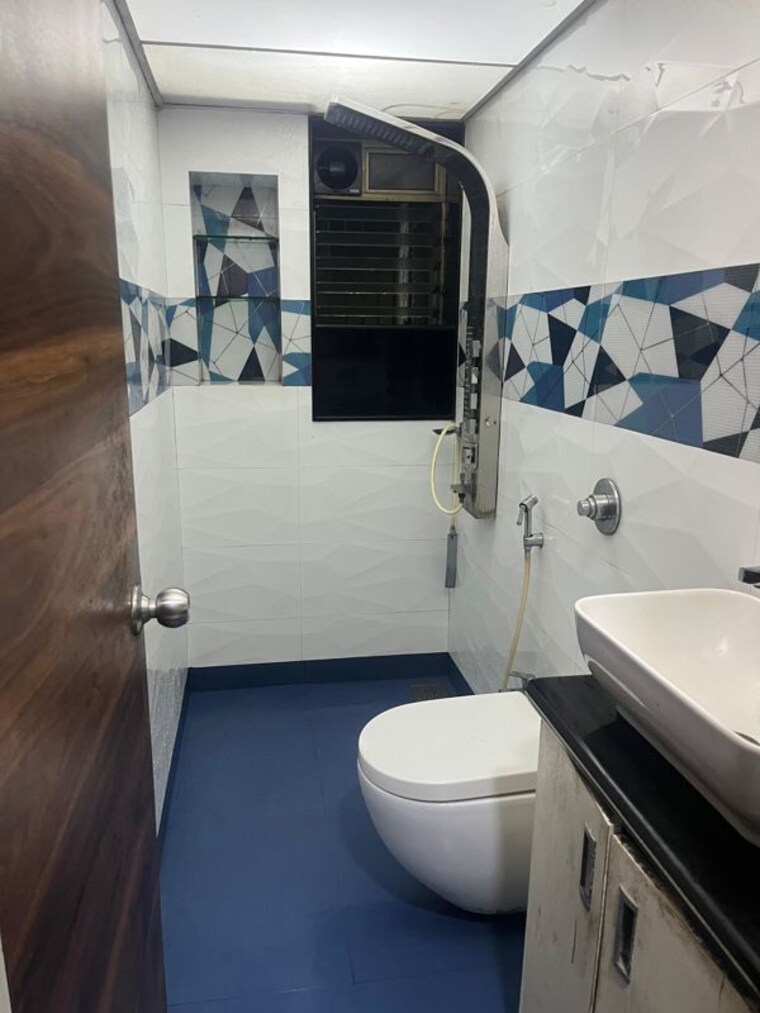 Bathroom, lokhandwala-whispering-palms 1 Bedroom 645 Sq.Ft. Apartment In Kandivali East Mumbai 10569469