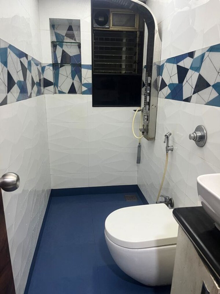 Bathroom, lokhandwala-whispering-palms 1 Bedroom 645 Sq.Ft. Apartment In Kandivali East Mumbai 10569469