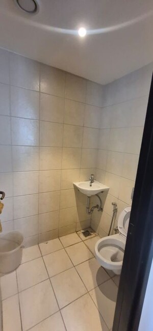 Bathroom in 4 BHK Apartment at Panchshil Towers, Kharadi – for Sale