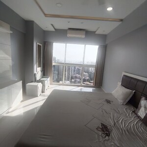 Bedroom in 3.5 BHK Apartment at Runwal Elegante, Andheri West – for Rent