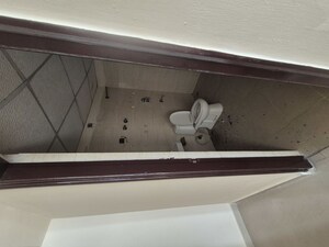 Furnished Amenities in 3.5 BHK Apartment at Sethi Max Royale, Sector 76 – for Rent