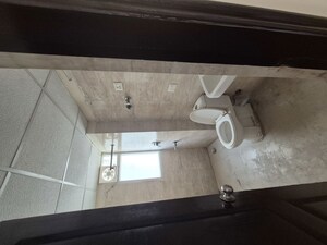 Furnished Amenities in 3.5 BHK Apartment at Sethi Max Royale, Sector 76 – for Rent
