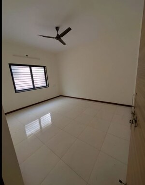  Office Space For Sale in Bodakdev
