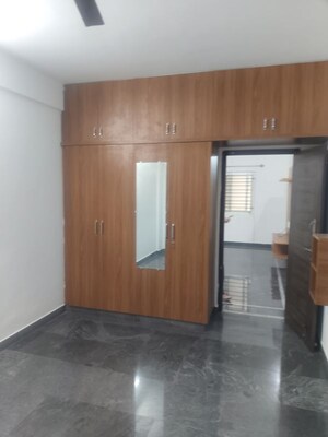 Room in 2 BHK Apartment at Keerthana Residency, Kadubeesanahalli – for Rent
