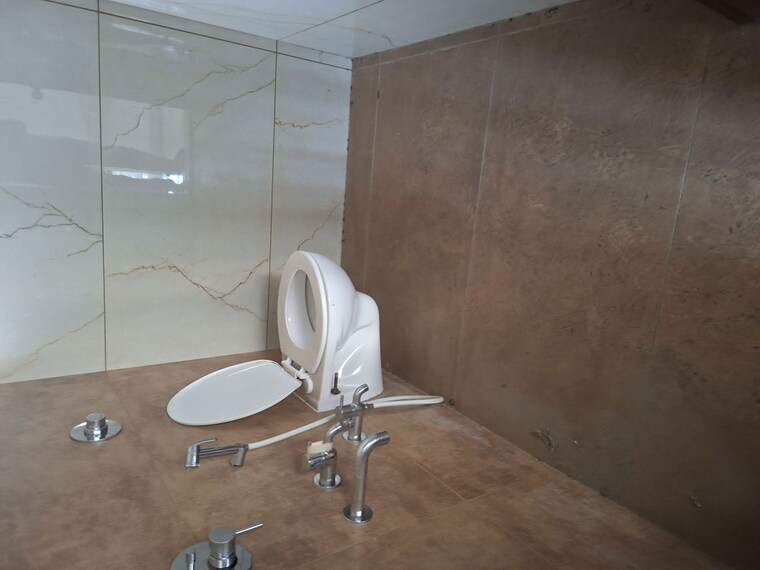 Bathroom, manas-residency-kasarvadavali 2 Bedroom 700 Sq.Ft. Apartment In Kasarvadavali Thane 10569587