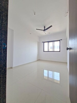 Room in 2 BHK Apartment at Lotus Unity, Versova – for Sale