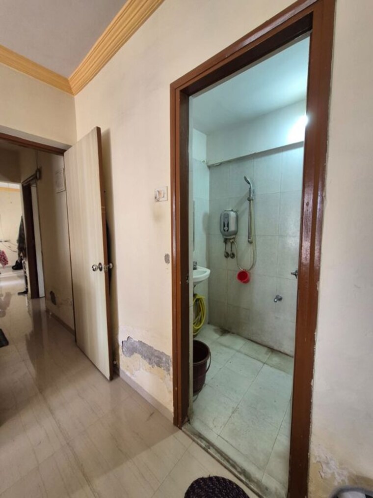 Bathroom, iris-chs 1 Bedroom 750 Sq.Ft. Apartment In Kasarvadavali Thane 10569601
