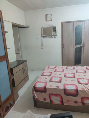 1 BHK Apartment For Rent in Iris CHS, Kasarvadavali