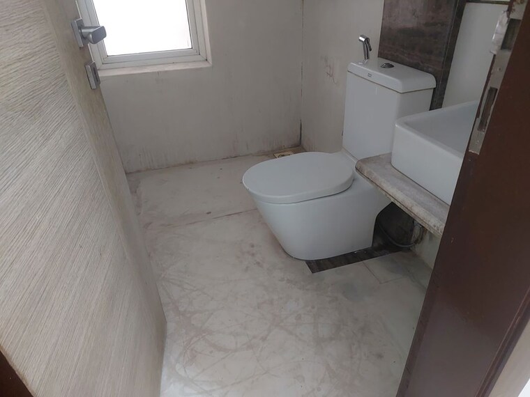 Bathroom, swastik-park-chs-goregaon 4 Bedroom 1500 Sq.Ft. Apartment In Goregaon West Mumbai 10569602