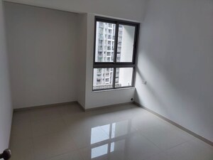 Room in 1 BHK Apartment at Iris CHS, Kasarvadavali – for Rent
