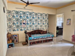 1 BHK Apartment For Rent in Iris CHS, Kasarvadavali