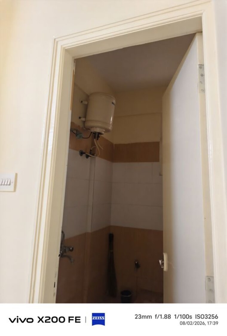 Bathroom, ishwar-enclave 2 Bedroom 1200 Sq.Ft. Apartment In Kaggadasapura Bangalore 10569626