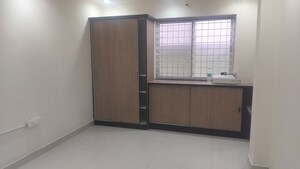 Room in 3 BHK Apartment at Jubilee Hills – for Rent
