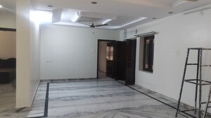 Room in 3 BHK Apartment at Jubilee Hills – for Rent