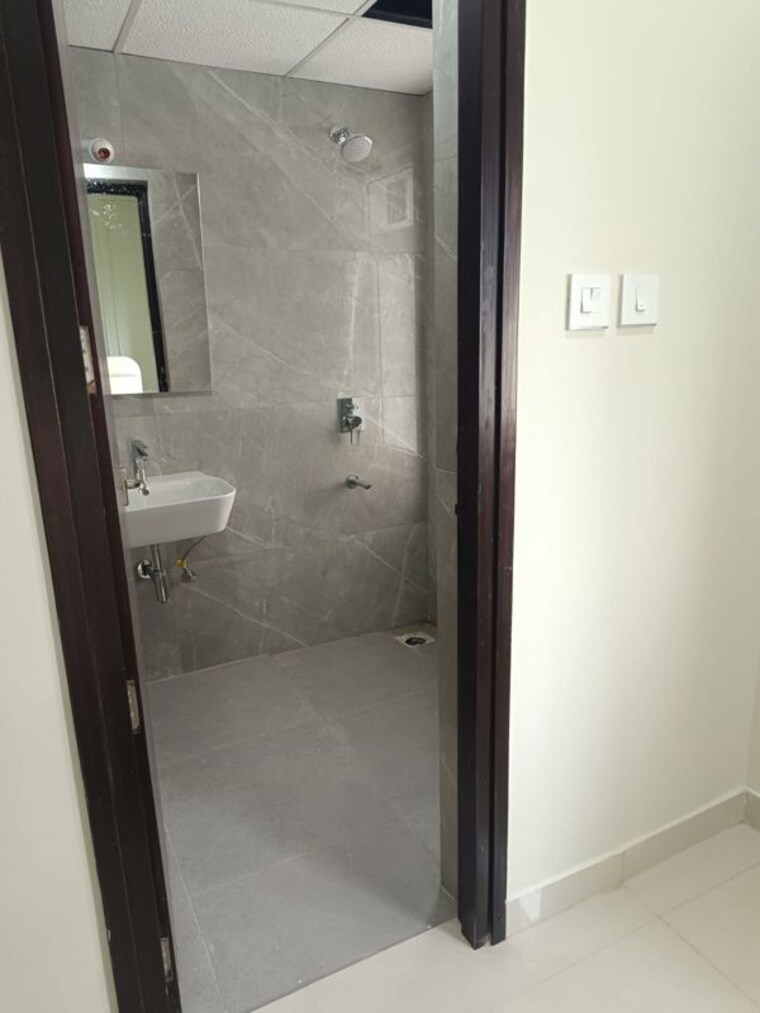 Bathroom, rajapushpa-provincia 3 Bedroom 1715 Sq.Ft. Apartment In Narsingi Hyderabad 10569633
