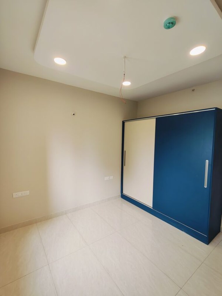 Room, smr-vinay-iconia-hyderabad 3 Bedroom 1775 Sq.Ft. Apartment In Kondapur Hyderabad 10569634