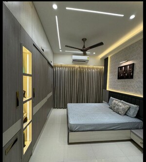Team Area in 2 BHK Apartment at Seawoods West – for Sale