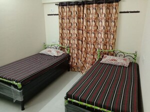  Pg For Rent in Manpada