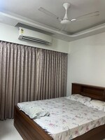 3 BHK + Servant Room 1500 Sq.Ft. Apartment in Runwal Centre