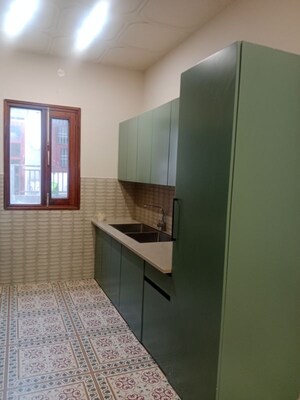 Room in 3.5 BHK Builder Floor at Baberpur Mandi – for Rent
