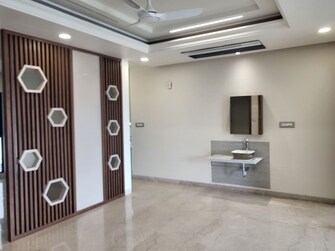 https://img.squareyards.com/secondaryPortal/optImages/IN_639213468774580610-0308260941174117.jpg Cover Image