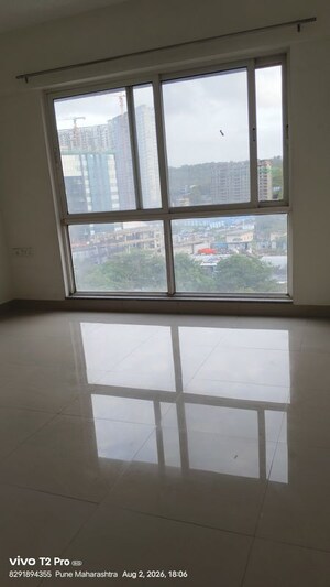 Room in 3 BHK Apartment at Goel Ganga Acropolis, Baner – for Rent