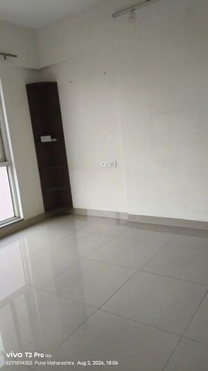 Room in 3 BHK Apartment at Goel Ganga Acropolis, Baner – for Rent