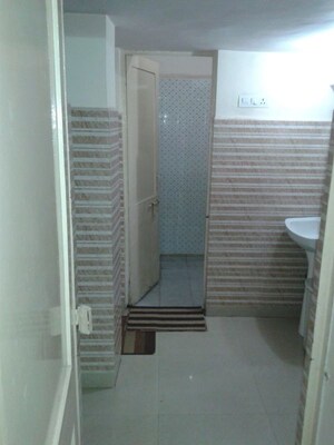 Bathroom in 2 BHK Apartment at Sector 37 – for Rent