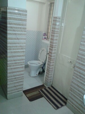 Washroom in 2 BHK Apartment at Sector 37 – for Rent
