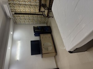 Room in 3 BHK Apartment at Chattarpur – for Rent