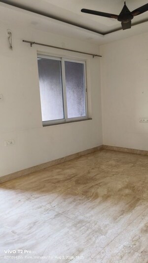 Room in 2 BHK Apartment at Goel Ganga Acropolis, Baner – for Rent