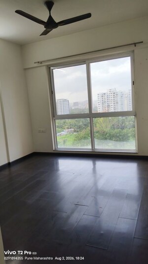 Room in 2 BHK Apartment at Goel Ganga Acropolis, Baner – for Rent
