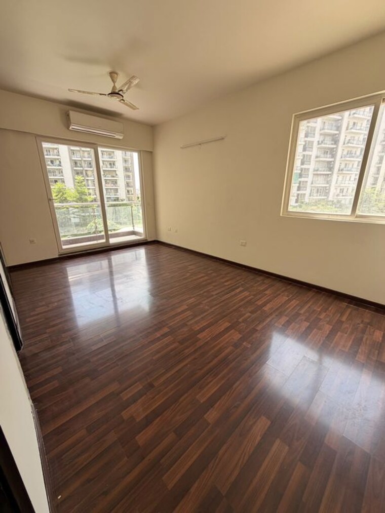 Room, godrej-air-sector-85 3 Bedroom 1829 Sq.Ft. Apartment In Sector 85 Gurgaon 10569708