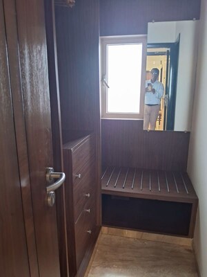 Furnished Amenities in 3 BHK Apartment at Kukreja – for Rent