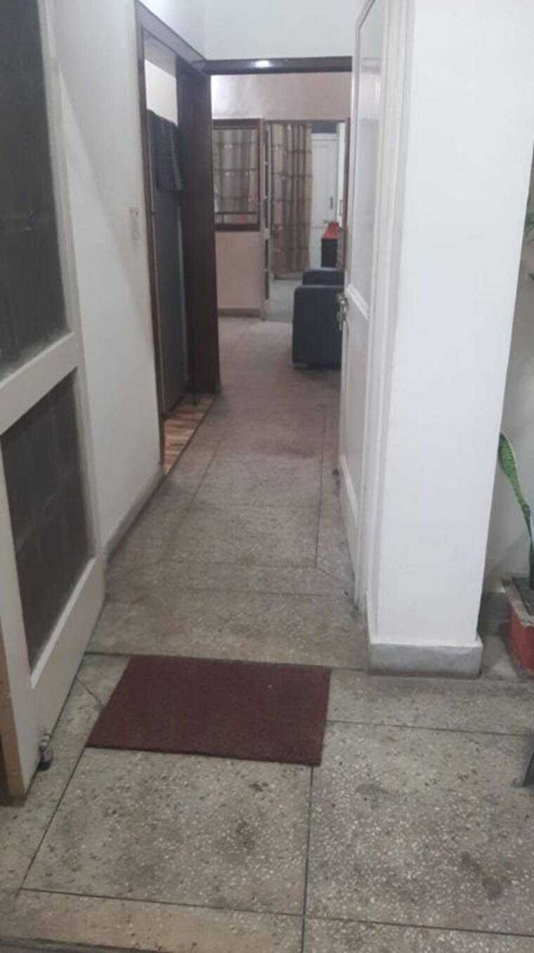 Balcony, savitri nagar 3 Bedroom 1170 Sq.Ft. Builder Floor In Savitri Nagar Delhi 10569751