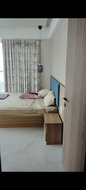 Bathroom in 2.5 BHK Apartment at Vraj Tiara, Worli – for Rent