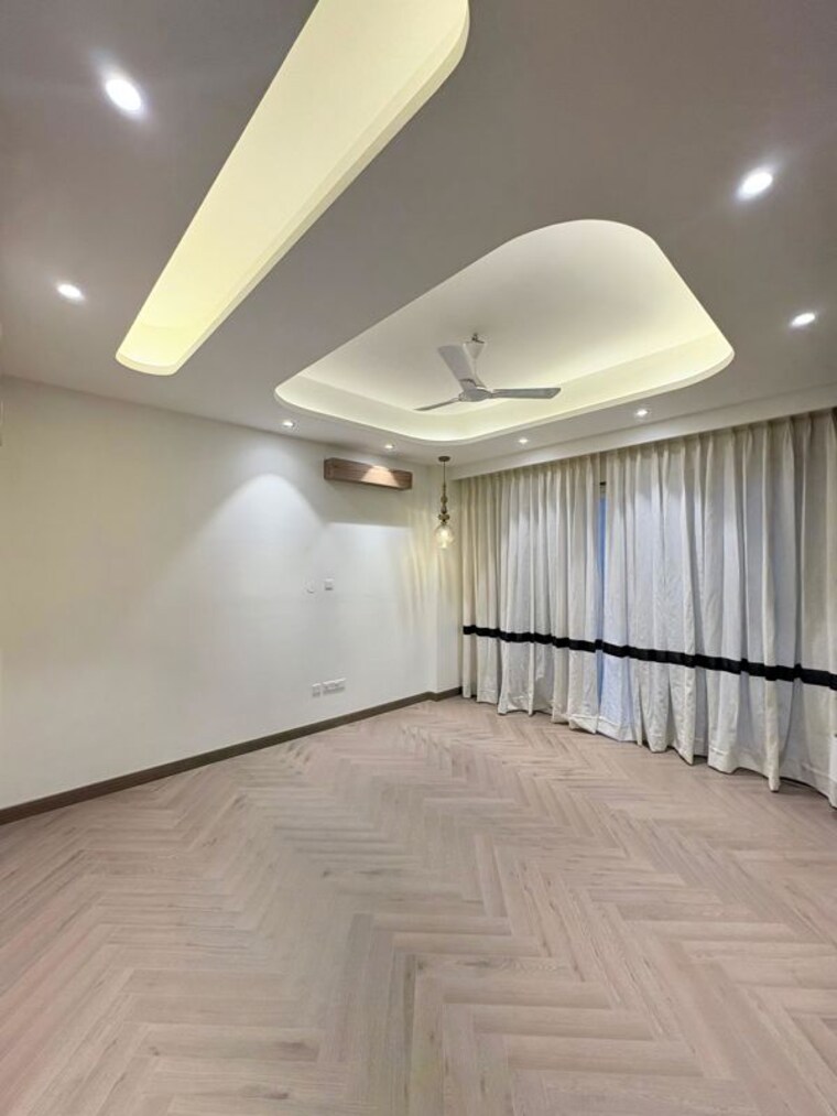 Room, sector 22 3 Bedroom 1550 Sq.Ft. Builder Floor In Sector 22 Gurgaon 10569745