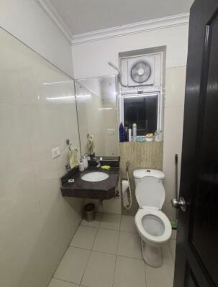 Bathroom, nkv-golden-avenue 3 Bedroom 1700 Sq.Ft. Builder Floor In Sohna Sector 35 Gurgaon 10569750