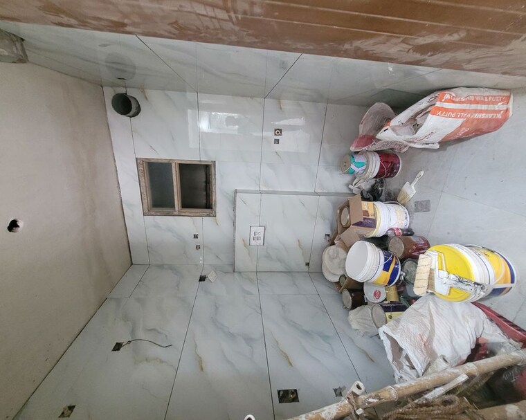 Bathroom, green fields colony 4 Bedroom 2000 Sq.Ft. Builder Floor In Green Fields Colony Faridabad 10569757