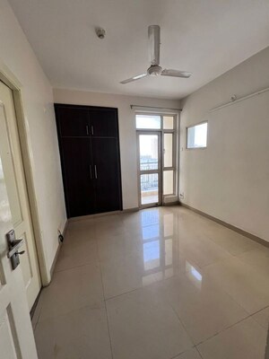 Room in 3 BHK Apartment at Paarth Aadyant, Gomti Nagar – for Sale
