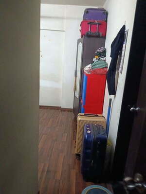 Furnished Amenities in 2 BHK Apartment at Shraddha Esquire Skytower, Mulund West – for Sale