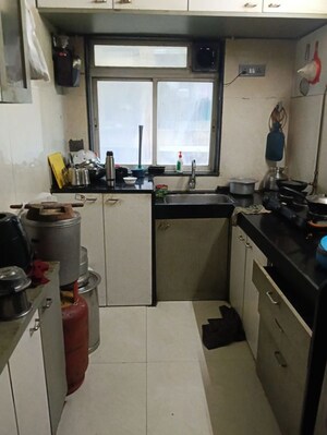 Team Area in 2 BHK Apartment at Shraddha Esquire Skytower, Mulund West – for Sale