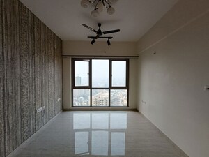 Room in 2 BHK Apartment at Sheth Auris Serenity Tower 3, Malad West – for Rent
